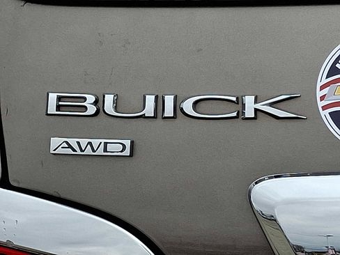 Used 2011 Buick LaCrosse CXL image 30