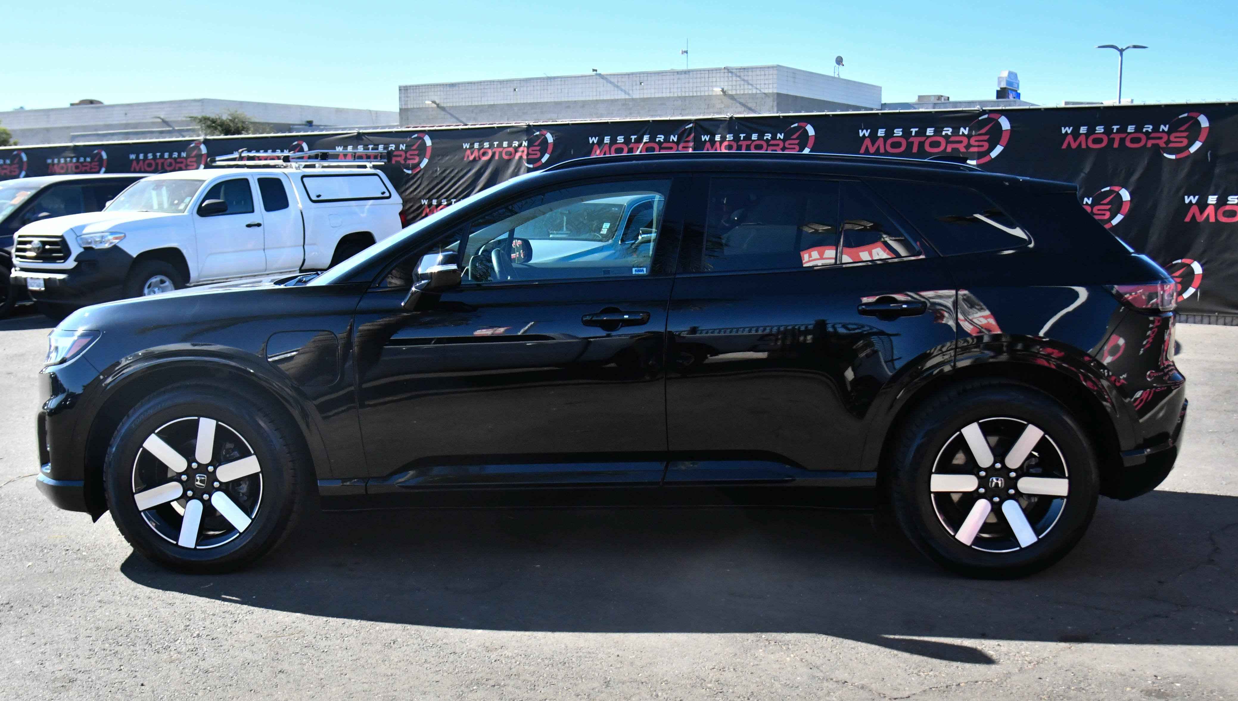 Used 2025 Honda Prologue Touring image 4