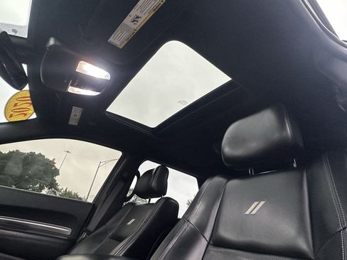 Used 2020 Dodge Durango R/T w/ Blacktop Package AWD/4WD image 24