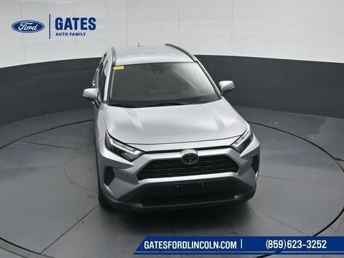 Used 2025 Toyota RAV4 XLE AWD/4WD image 47