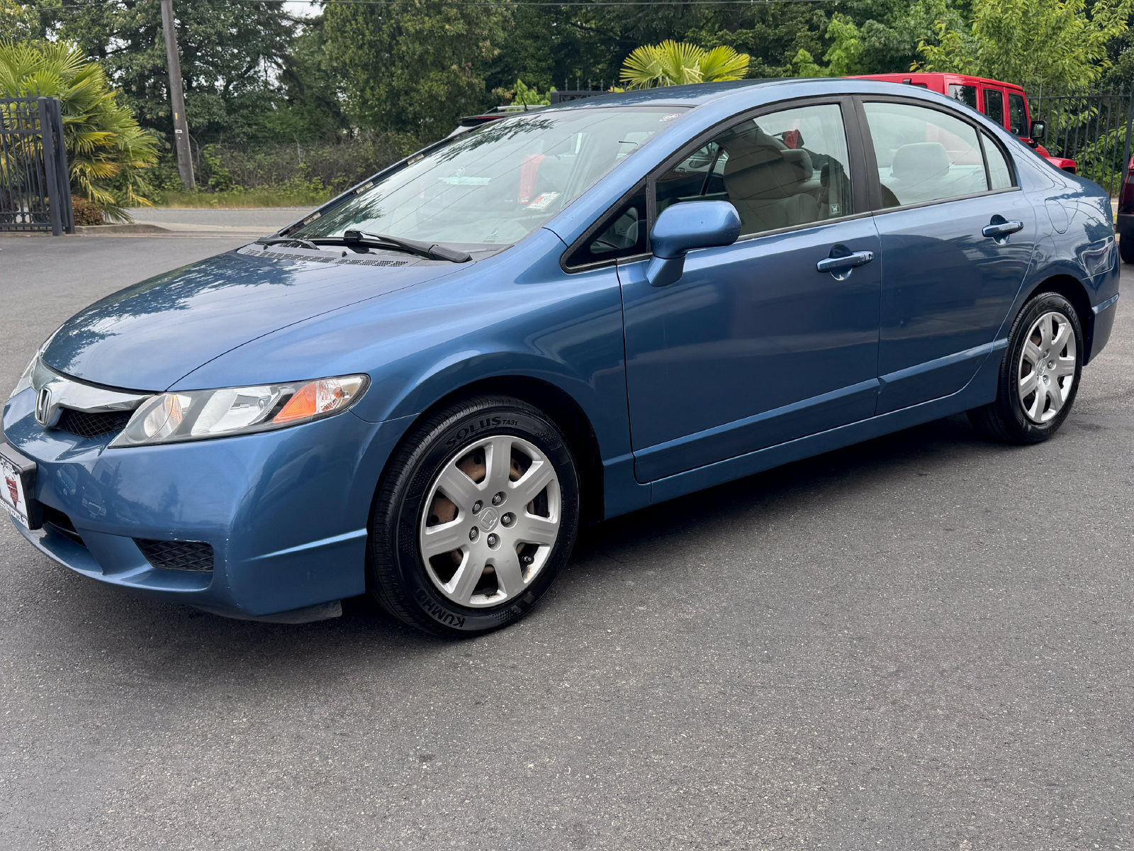 Used 2010 Honda Civic LX image 3
