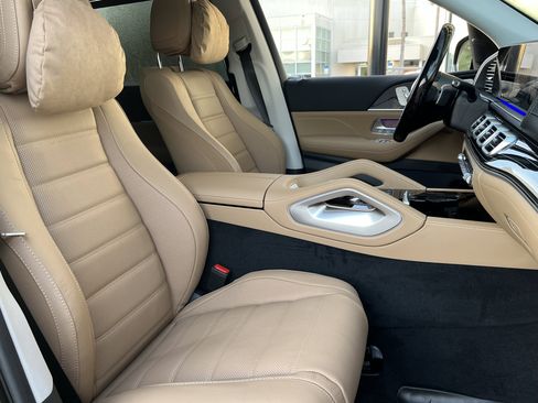 Used 2026 Mercedes-Benz GLS 450 4MATIC image 23