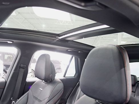 Used 2025 Mercedes-Benz GLC 43 AMG 4MATIC image 34