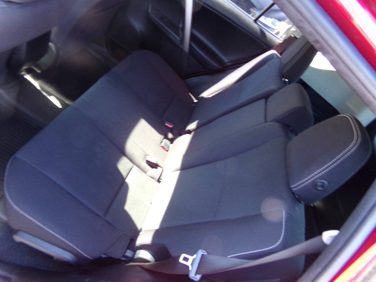 Used 2018 Toyota RAV4 XLE w/ Plus Extra Value Package AWD/4WD image 14