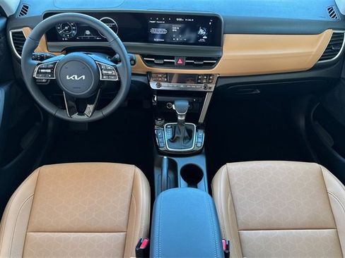 New 2026 Kia Seltos EX w/ EX Sunroof Package image 16
