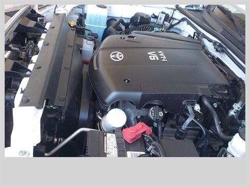 Used 2013 Toyota Tacoma 4x4 Double Cab w/ SR5 Pkg image 45