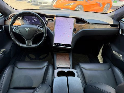 Used 2020 Tesla Model S Long Range AWD/4WD image 18