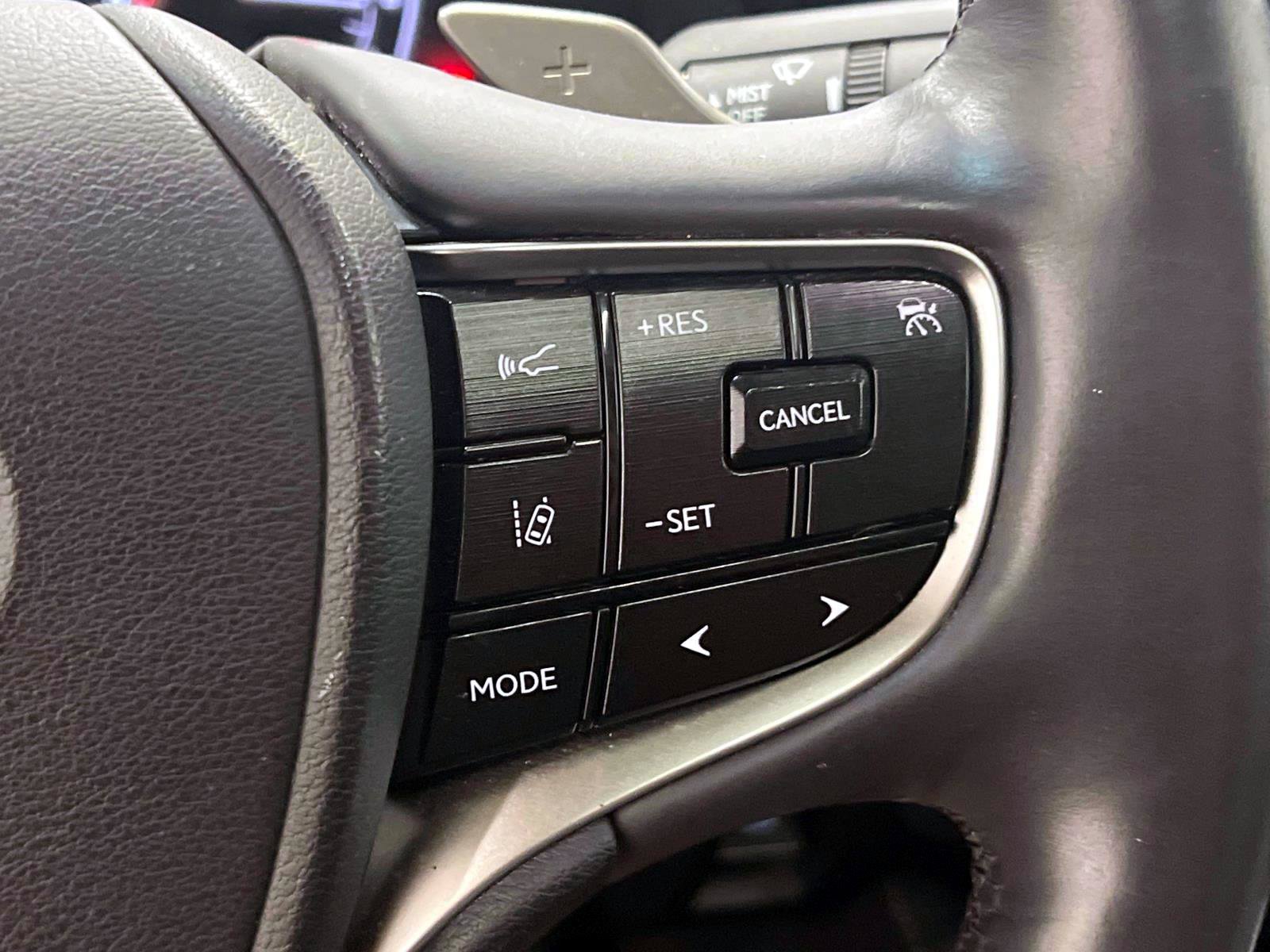Used 2023 Lexus ES 350 w/ Premium Package FWD image 22