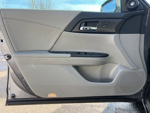 Used 2014 Honda Accord EX-L image 11