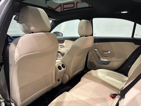 Used 2022 Mercedes-Benz A 220 4MATIC image 36