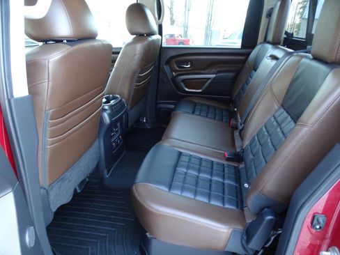 Used 2017 Nissan Titan Platinum Reserve image 38