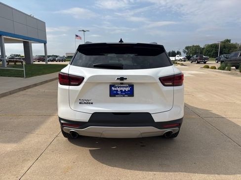 Used 2023 Chevrolet Blazer LT w/ Midnight/Sport Edition FWD image 8