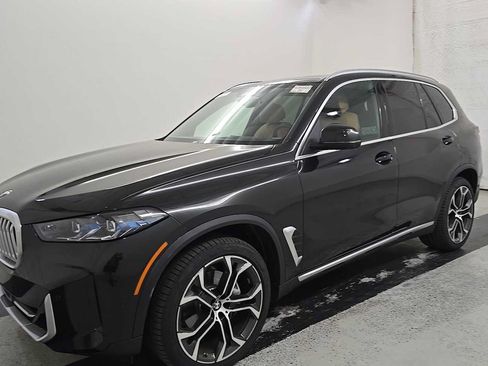 Used 2026 BMW X5 xDrive40i AWD/4WD image 2