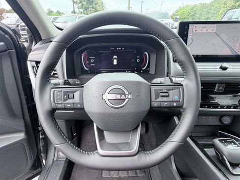 Used 2026 Nissan Rogue SL AWD/4WD image 13