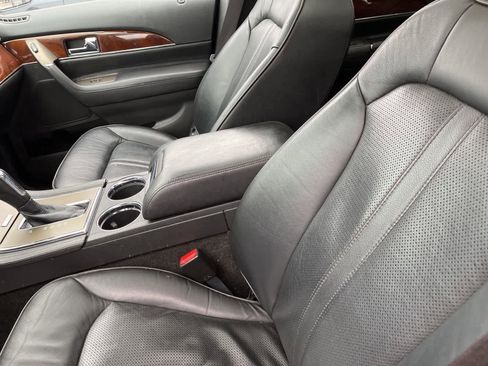 Used 2013 Lincoln MKX AWD image 26