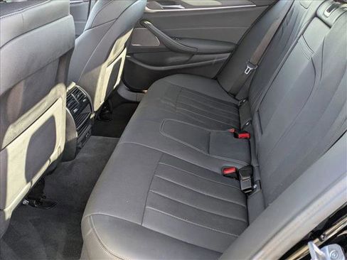 Used 2023 BMW 530i xDrive w/ Premium Package image 20