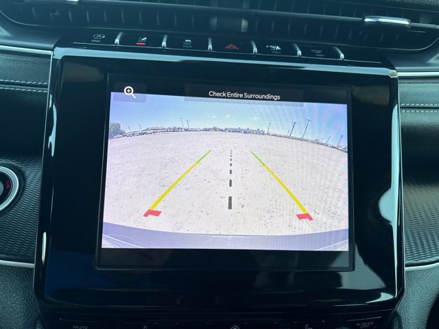 Used 2023 Jeep Grand Cherokee L Laredo RWD image 14