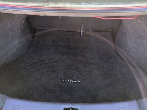 Used 2015 Nissan Sentra SR w/ SR Premium Package FWD image 33