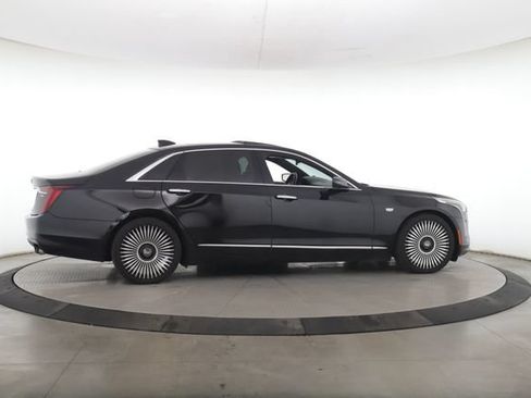 Used 2019 Cadillac CT6 Luxury w/ Driver Awareness Package AWD/4WD image 6