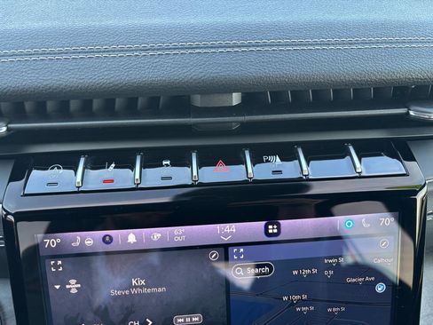 Used 2024 Jeep Grand Cherokee Limited w/ Luxury Tech Group II image 22