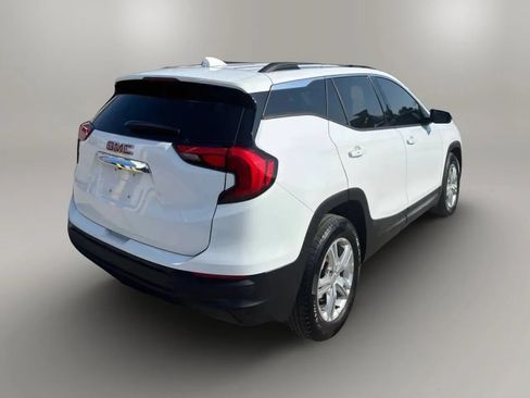 Used 2018 GMC Terrain SLE w/ Driver Convenience Package FWD image 7