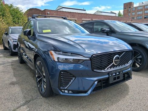 New 2026 Volvo XC60 B5 Ultra w/ Protection Package Premier AWD/4WD image 2