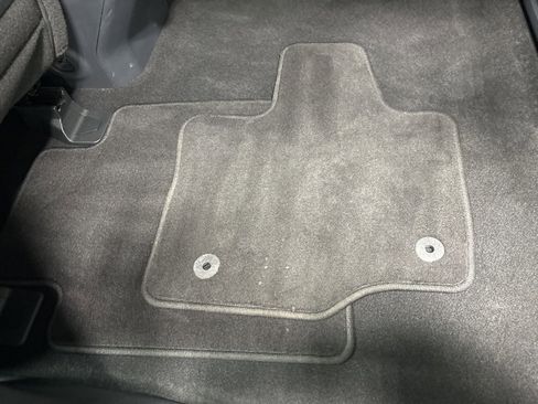 Used 2024 Ford F150 XLT w/ FX4 Off-Road Package image 18