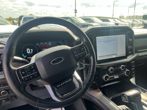 Certified 2022 Ford F150 Platinum w/ Equipment Group 701A High image 9