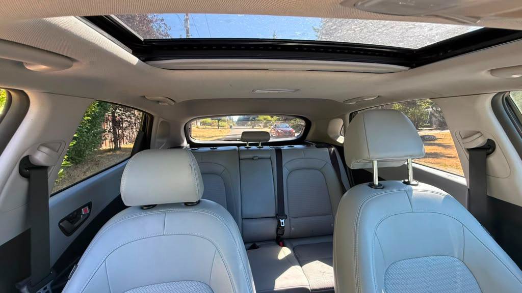 Used 2021 Hyundai Kona Ultimate AWD/4WD image 4