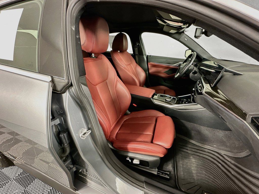 Used 2023 BMW i4 eDrive35 w/ Premium Package RWD image 36