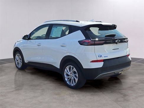 Certified 2022 Chevrolet Bolt EUV LT image 6