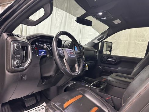 Used 2022 GMC Sierra 2500 AT4 image 16
