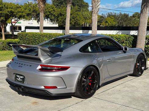 Used 2018 Porsche 911 GT3 image 10