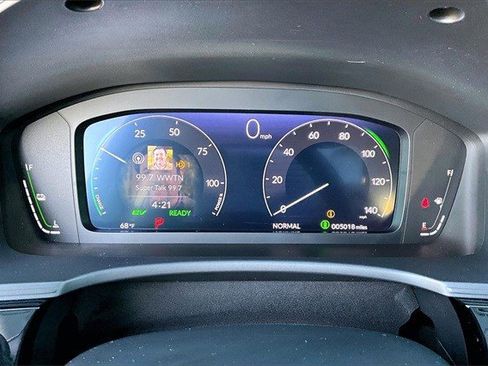 Certified 2025 Honda Civic Sport Touring image 12