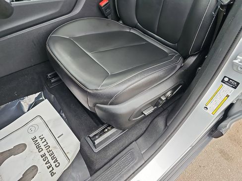 Used 2023 Jeep Grand Cherokee L Limited image 34