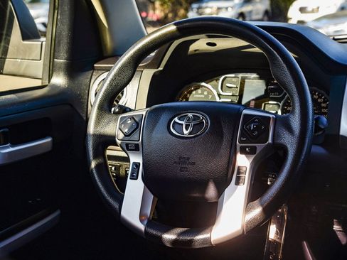 Used 2018 Toyota Tundra SR5 image 18