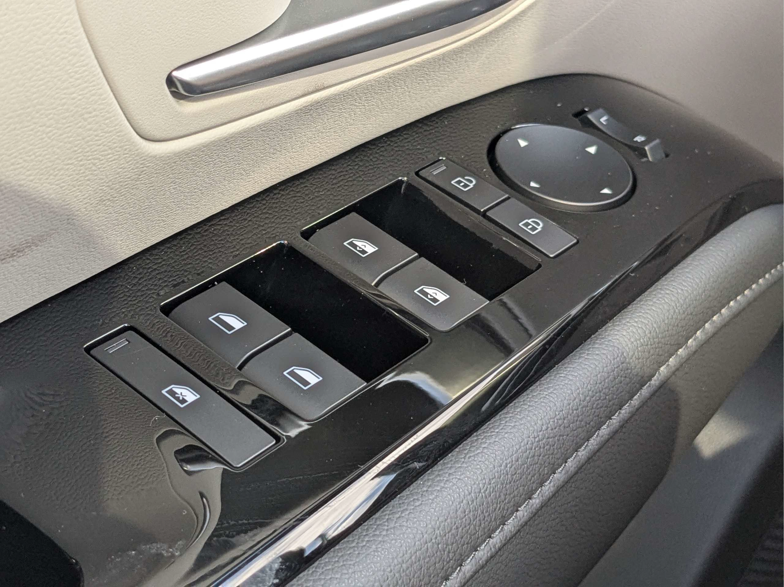New 2026 Hyundai Tucson Limited FWD image 23