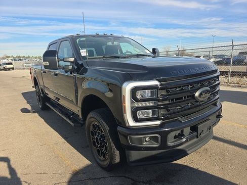 Used 2024 Ford F350 Lariat w/ Lariat Ultimate Package image 2