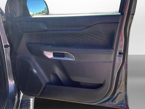 Used 2025 Ford Ranger XLT w/ Equipment Group 301A High image 26