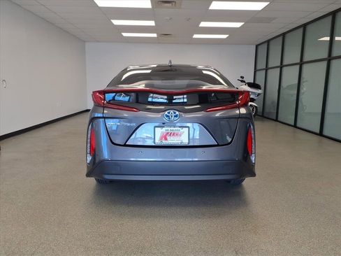Certified 2019 Toyota Prius Prime Advanced image 5