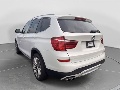 Used 2017 BMW X3 xDrive28i AWD/4WD image 3