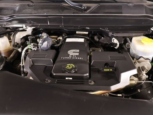 Used 2021 RAM 2500 Big Horn AWD/4WD image 18