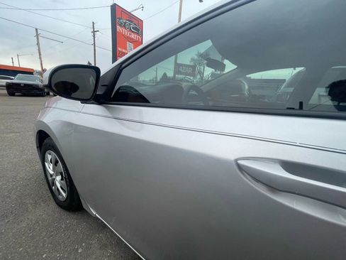 Used 2014 Toyota Corolla L image 7