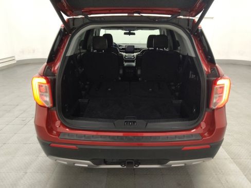 Used 2021 Ford Explorer XLT w/ Equipment Group 202A image 29
