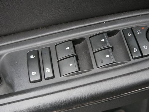 Used 2015 GMC Acadia SLT AWD/4WD image 14