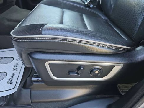 Used 2020 RAM 1500 Laramie AWD/4WD image 13