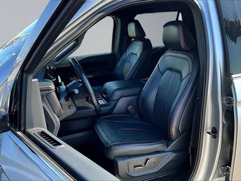 Used 2022 Ford Expedition Limited RWD image 22