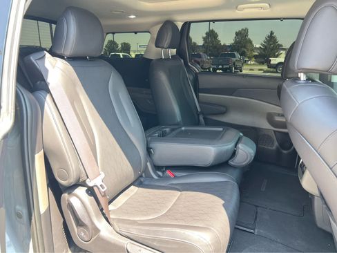 Used 2025 Kia Carnival SX FWD image 24