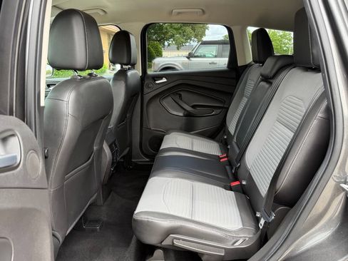 Used 2017 Ford Escape Titanium AWD/4WD image 14