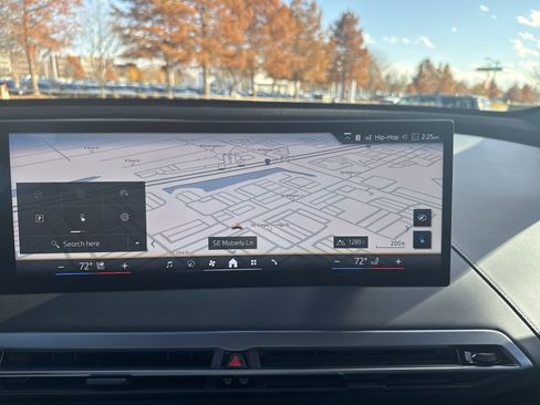 New 2026 BMW iX xDrive60 image 15